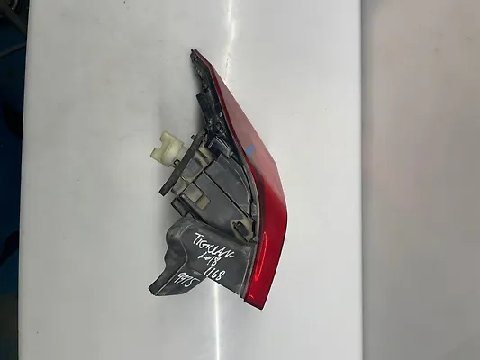 Tail Light (RH) - 2018 Volkswagen Tiguan