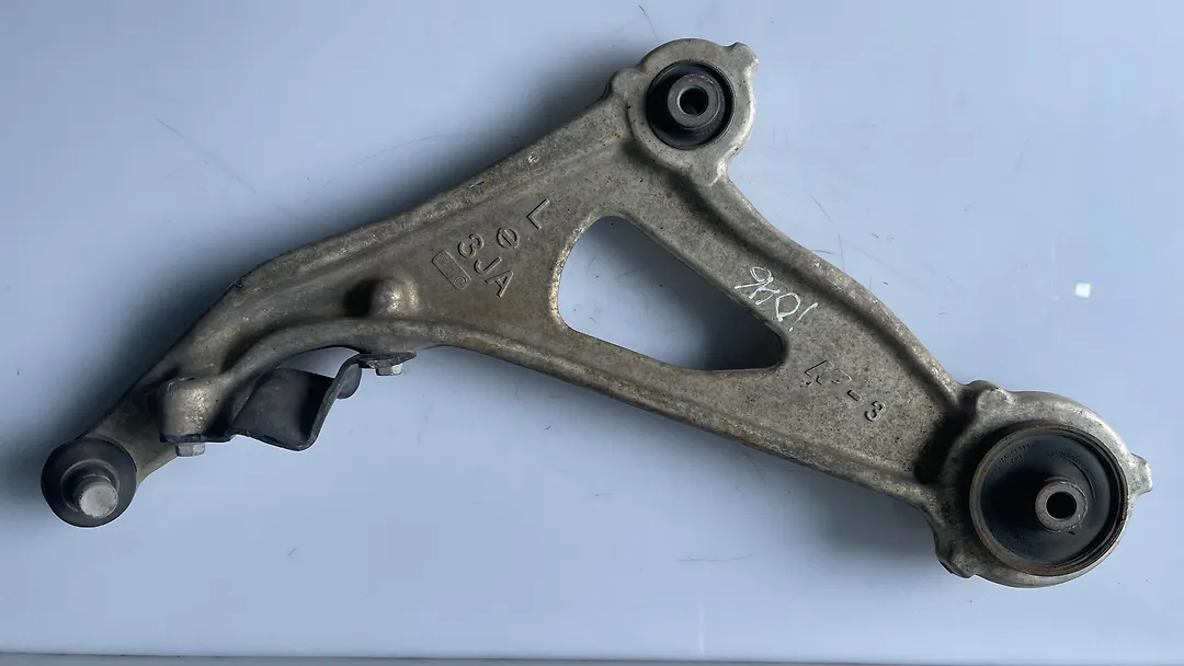 Lower arm (LH) - 2013 Nissan Pathfinder