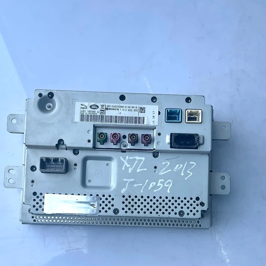 Info-gps-tv screen - 2019 Jaguar XJ