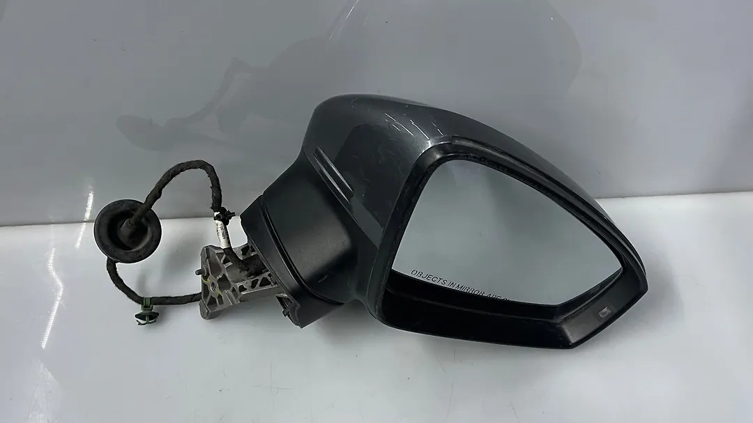 Side Mirror (RH) - 2018 Volkswagen Tiguan