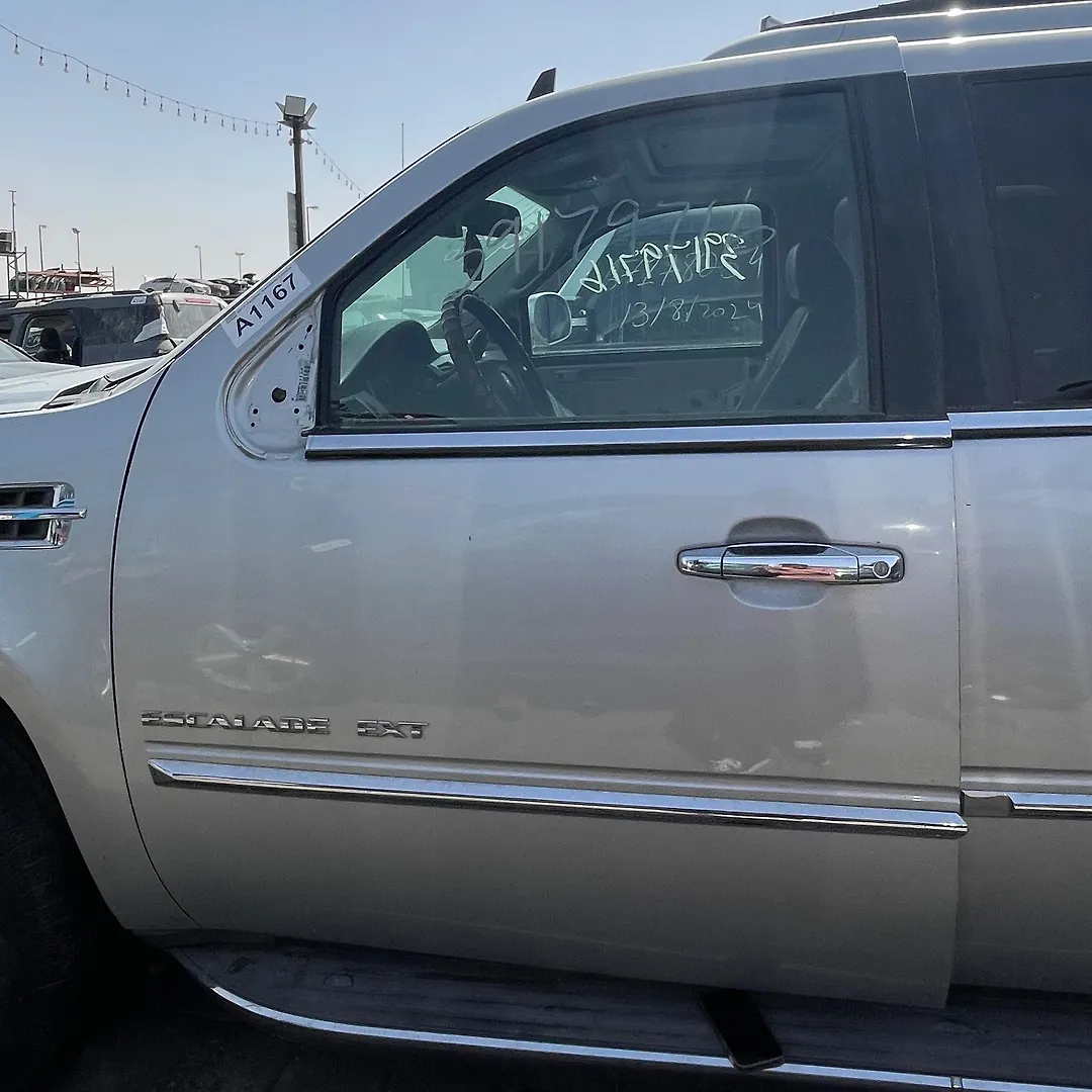Door (LHF) - 2011 Cadillac Escalade Luxury
