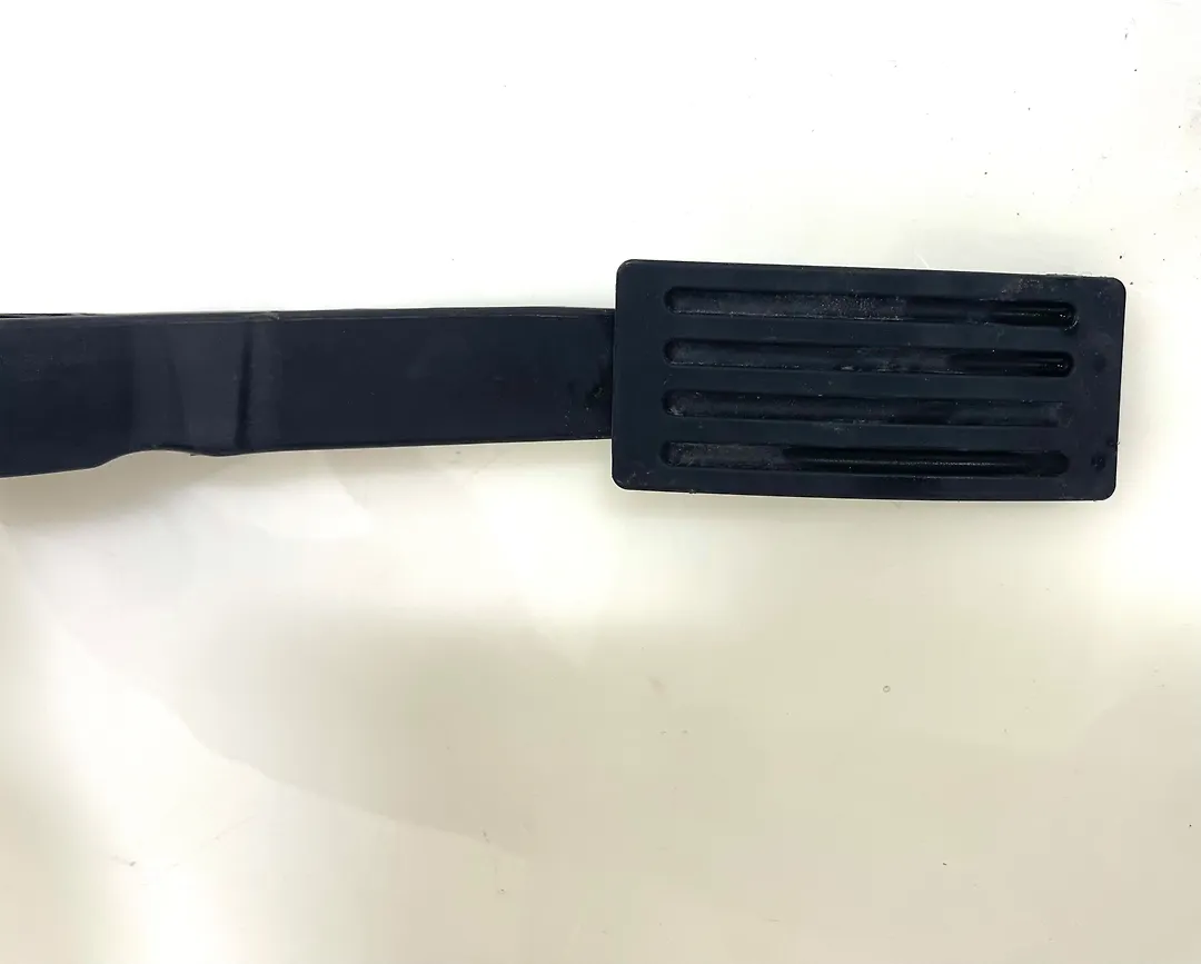 Pedal brake/clutch - 2021 Lincoln Corsair Standard