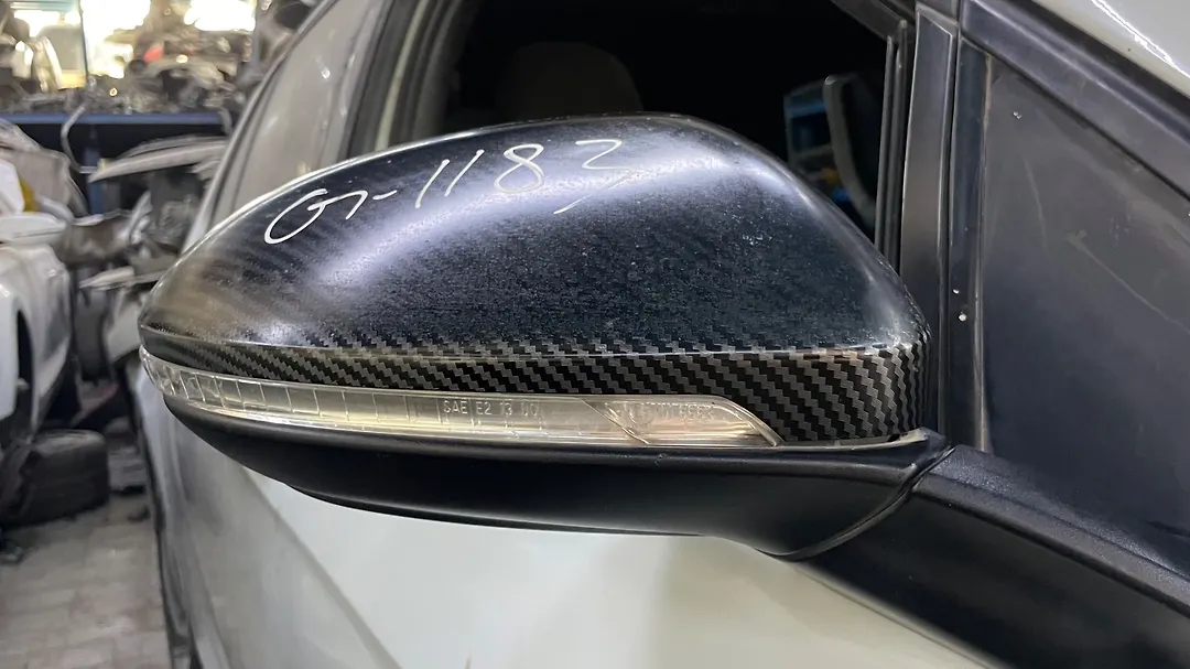 Side Mirror (RH) - 2015 Volkswagen Golf