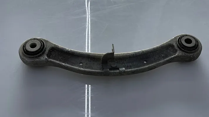 Lower arm (LH) - 2005 Volkswagen Touareg