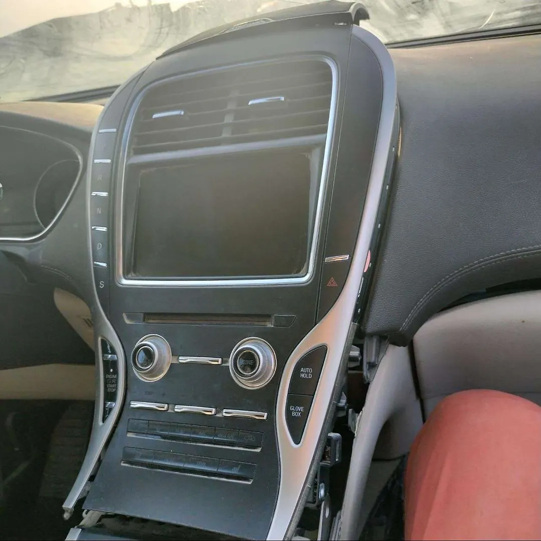 Info/GPS/TV Screen - 2016 Lincoln MKX