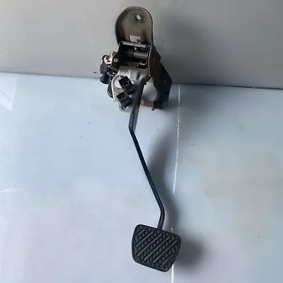 Brake Pedal - 2014 Infiniti QX80 SUV