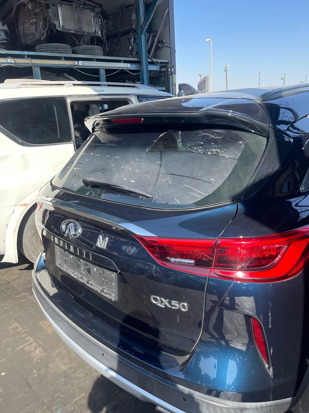 Tailgate - 2021 Infiniti QX50