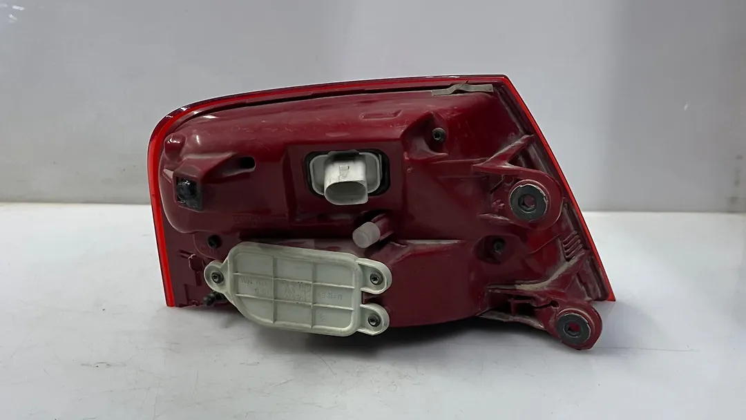 Tail Light (RH) - 2012 Audi A8