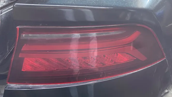 Tail Light (RH) - 2016 Audi A7