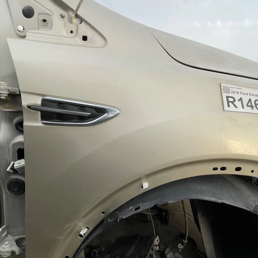 Fender (RHF) - 2018 Ford Escape Titanium