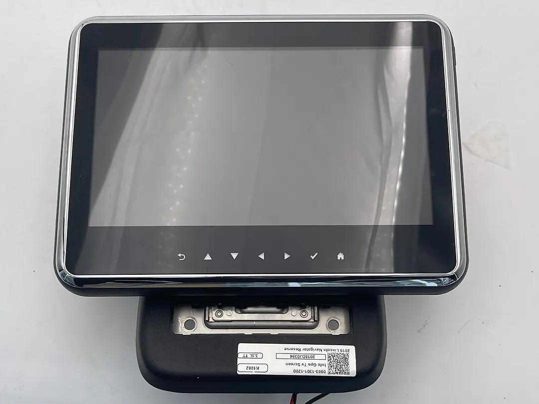 Info-gps-tv screen - 2019 Lincoln Navigator Reserve
