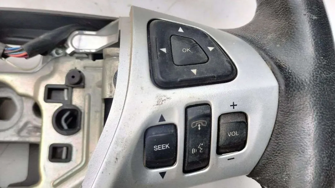 Steering Wheel - 2012 Ford Explorer