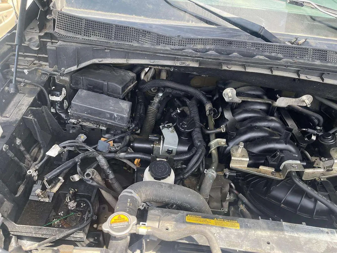 Engine  - 2018 Nissan Titan