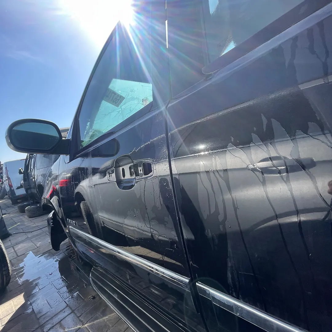 Door (LHF) - 2010 Chevrolet Tahoe LTZ 1/2 ton