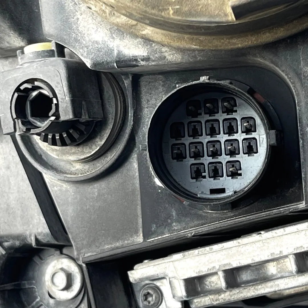 Headlight (LH) - 2015 Land Rover LR4