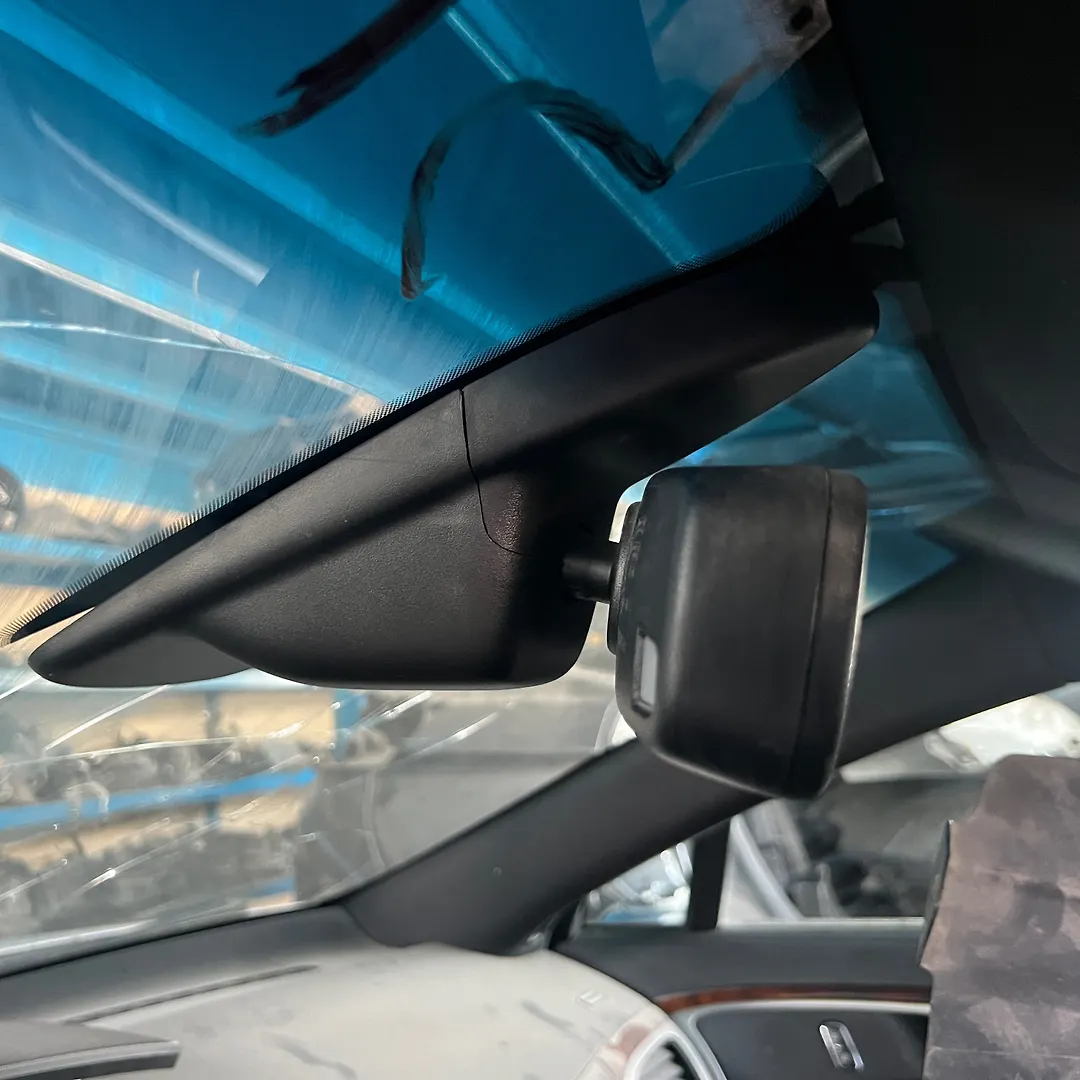 Rear view mirror - 2017 Lincoln MKZ