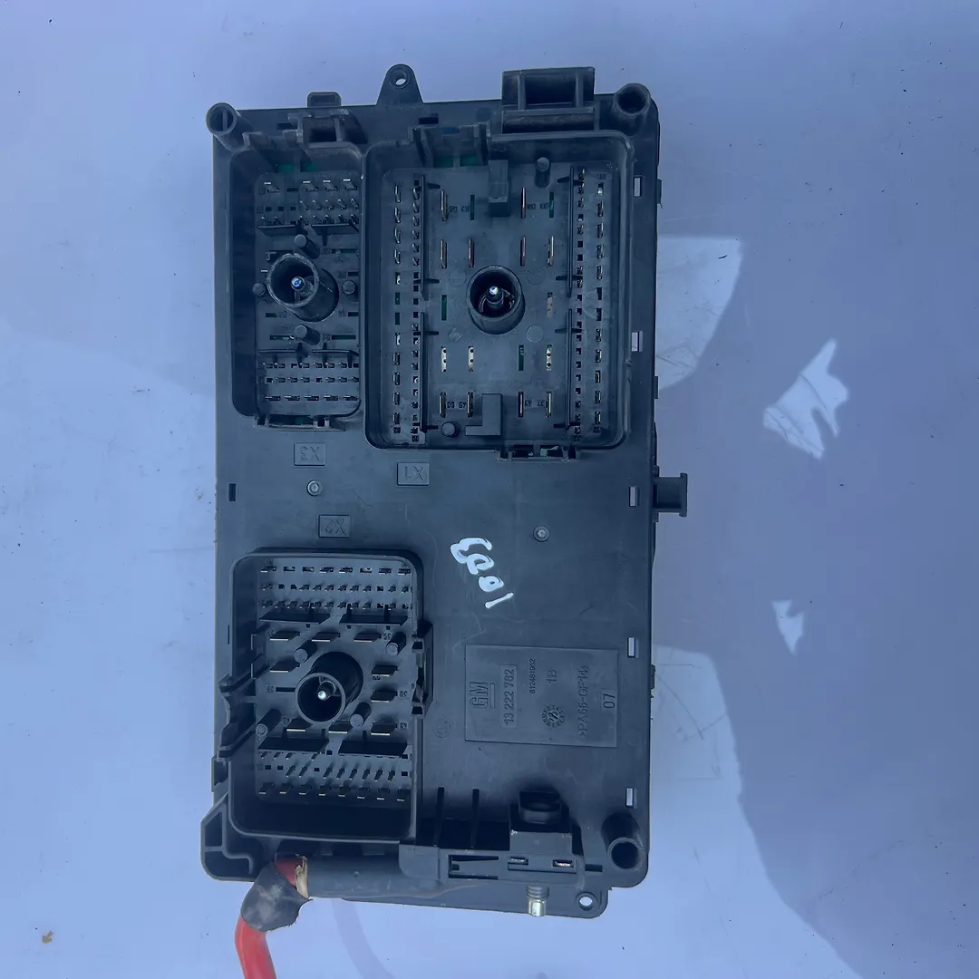 Fuse box - 2016 Chevrolet Impala