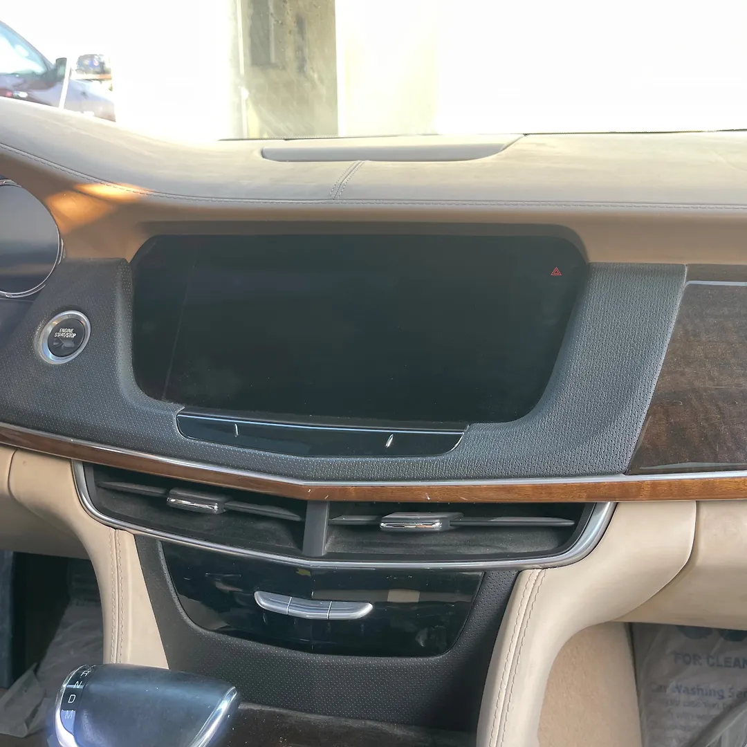 Info-gps-tv screen - 2017 Cadillac CT6 Non-US, Non-Canada
