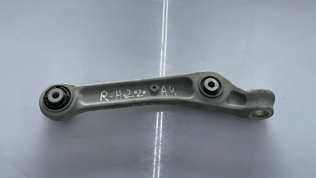 Lower arm (RH) - 2017 Audi A4