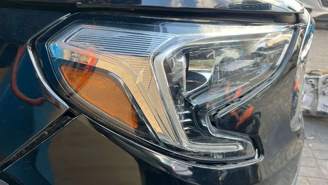 Headlight (RH) - 2018 GMC Terrain