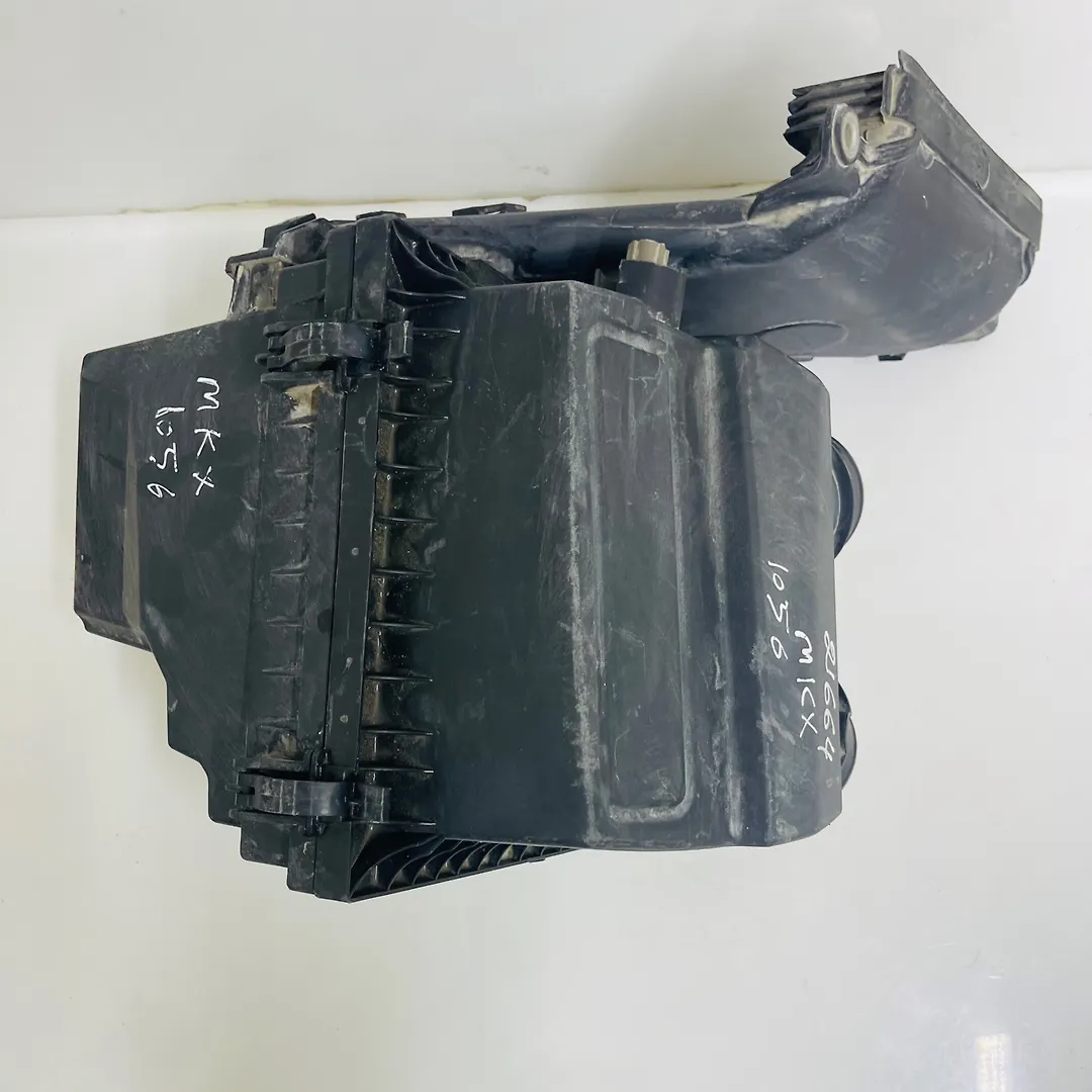Air cleaner box - 2019 Lincoln Nautilus Reserve