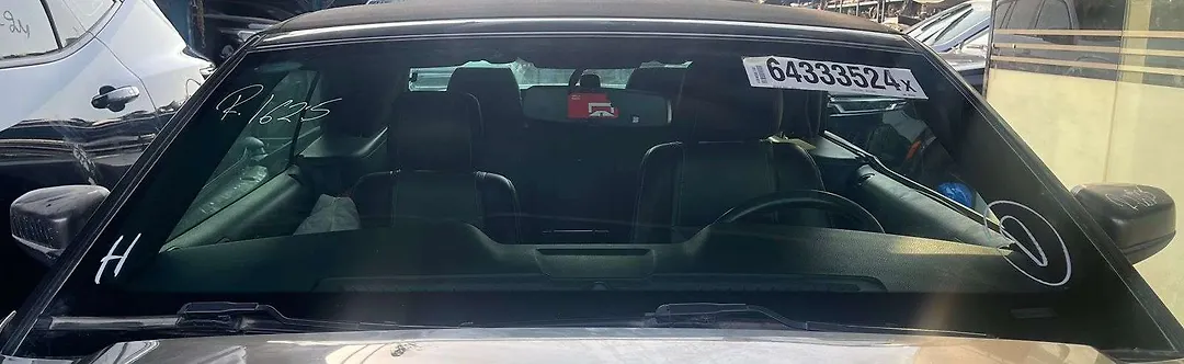 Windshield glass - 2014 Ford Mustang GT