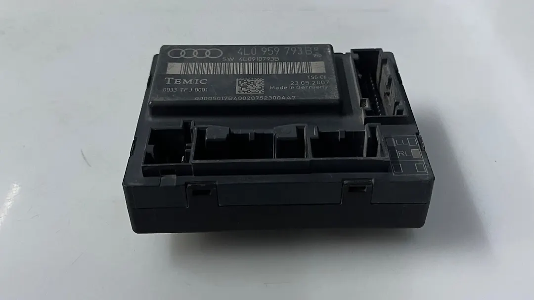 Door Control Module - 2008 Audi Q7