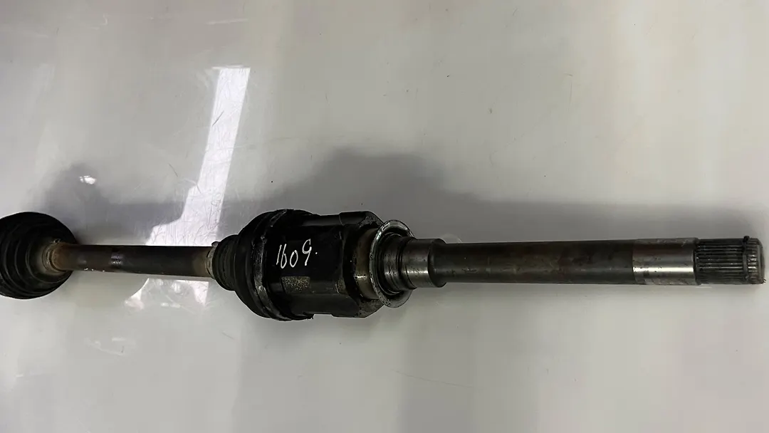 Axle(RHF) - 2011 Jeep Grand Cherokee Limited WK