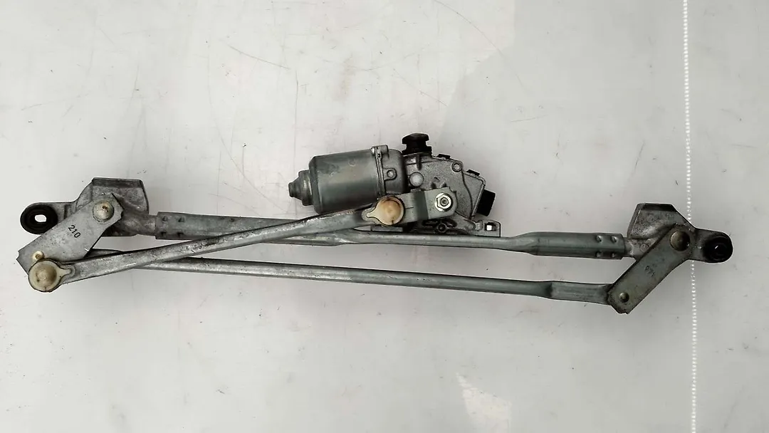 Windshield wiper motor - 2013 Cadillac ATS