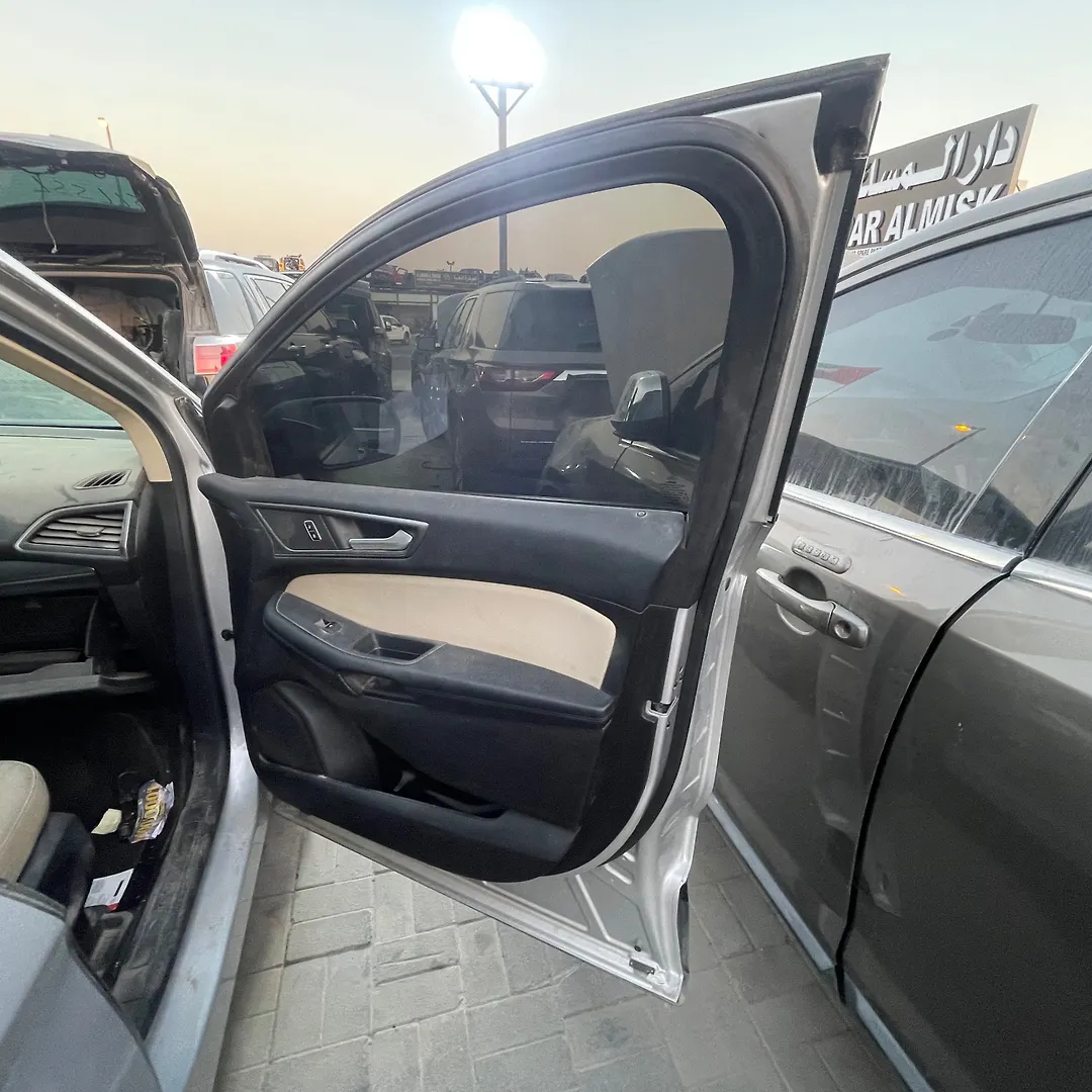 Door (RHF) - 2016 Ford Edge SE