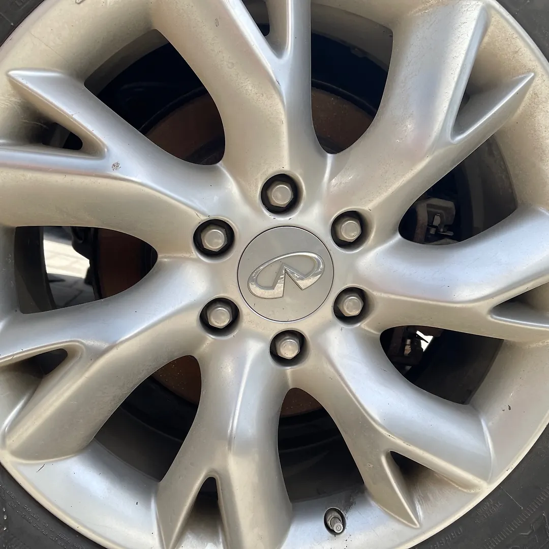 Rim - 2013 Infiniti QX56