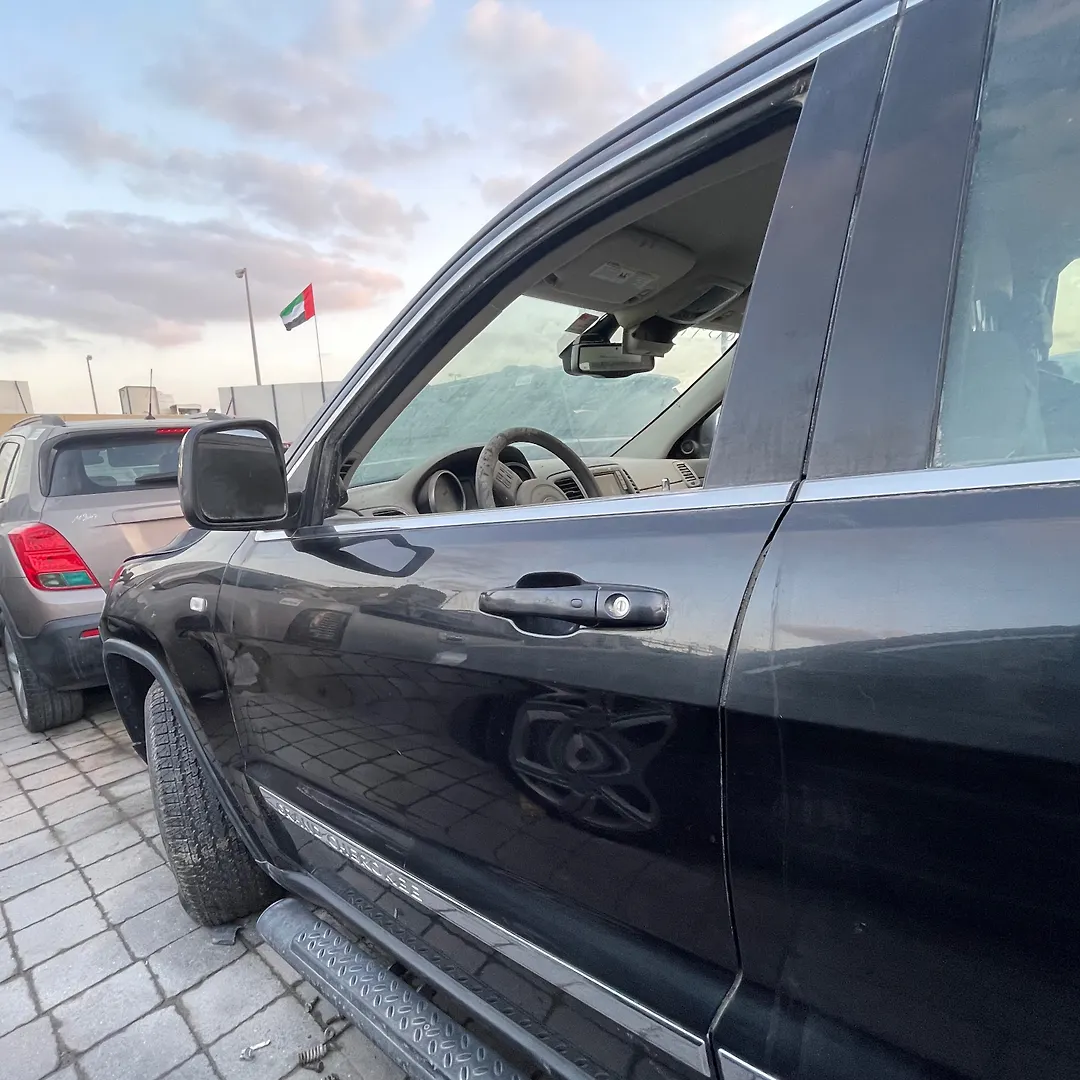 Door (LHF) - 2012 Jeep Grand Cherokee Laredo WK