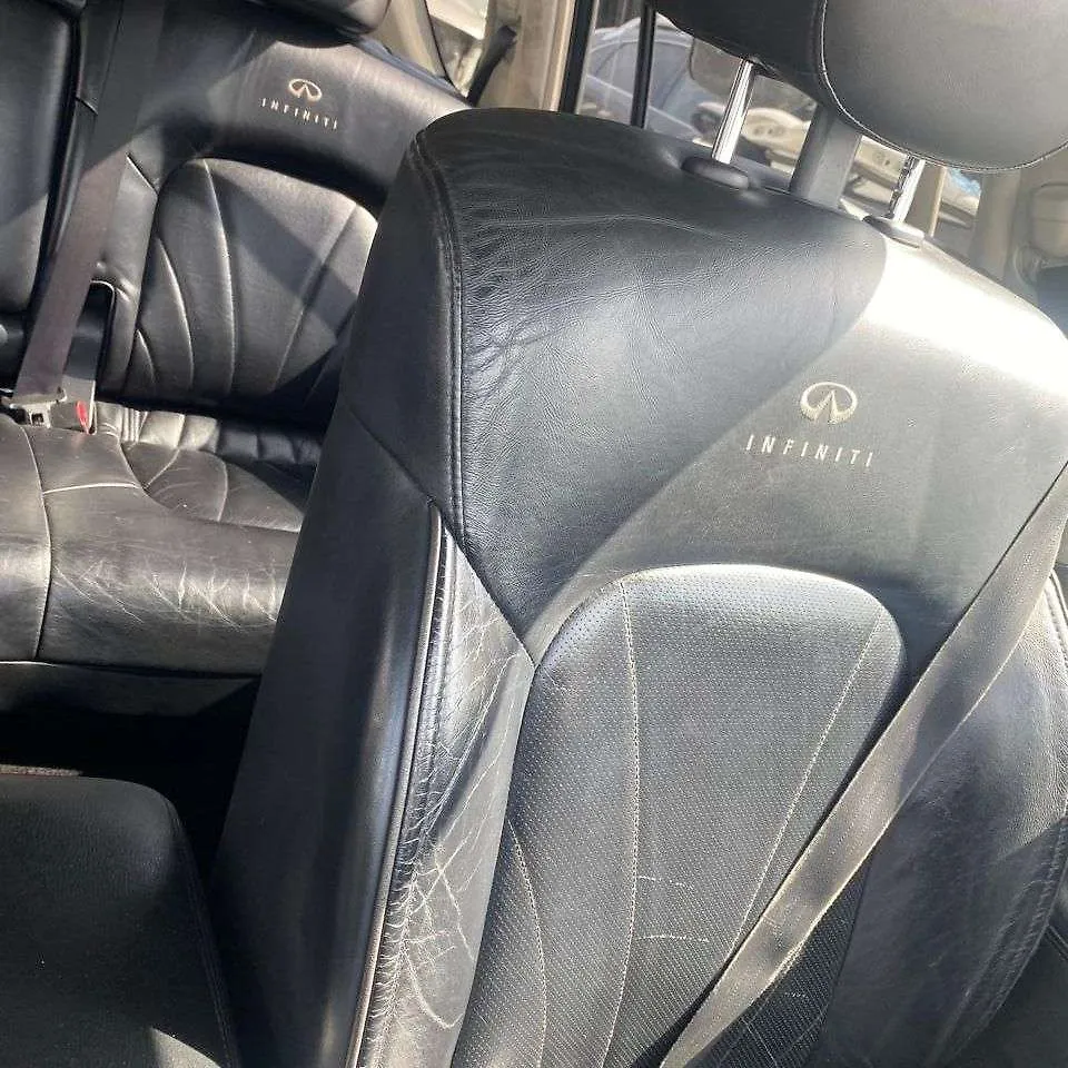 Front Seat (LHS) - 2011 Infiniti QX56