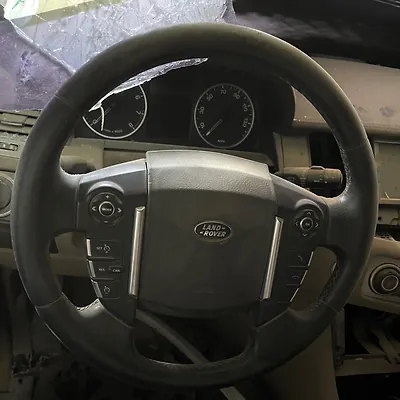 Steering wheel - 2011 Land Rover RANGE ROVER SPORT