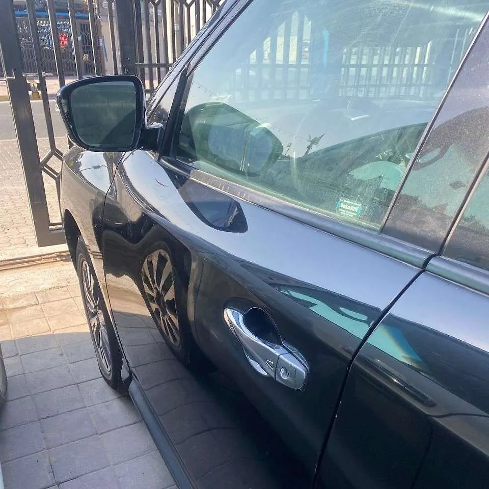 Door (LHF) - 2017 Nissan Pathfinder