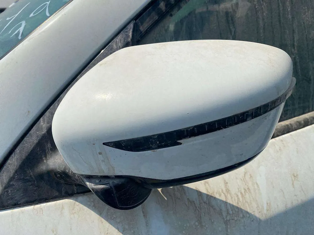 Side Mirror (LH) - 2016 Nissan Pathfinder