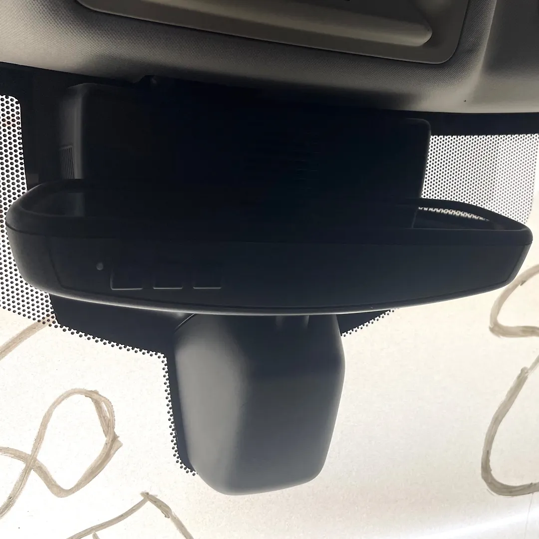 Mirror (Inner rear view) - 2018 Jaguar F-Pace