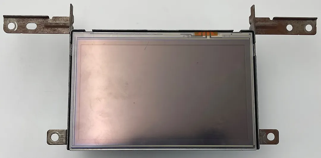 Info-gps-tv screen - 2014 Nissan Armada SUV