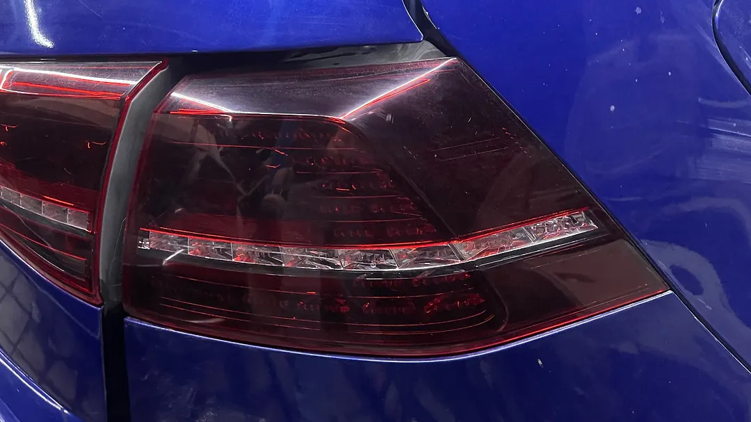Tail Light (RH) - 2015 Volkswagen Golf R