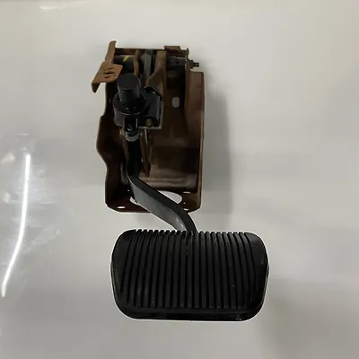 Pedal brake/clutch - 2010 Ford Expedition XLT