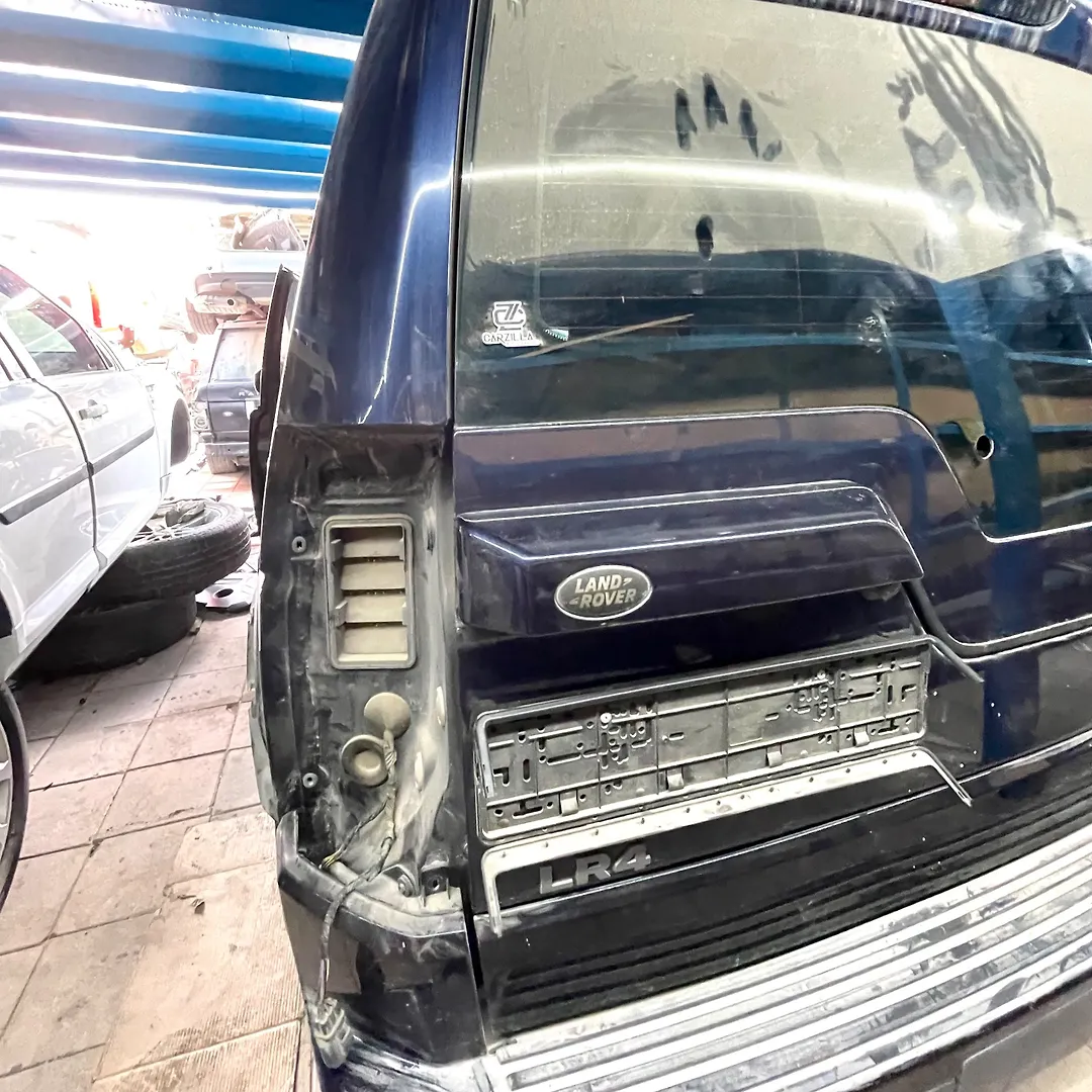 Trunk - 2014 Land Rover LR4