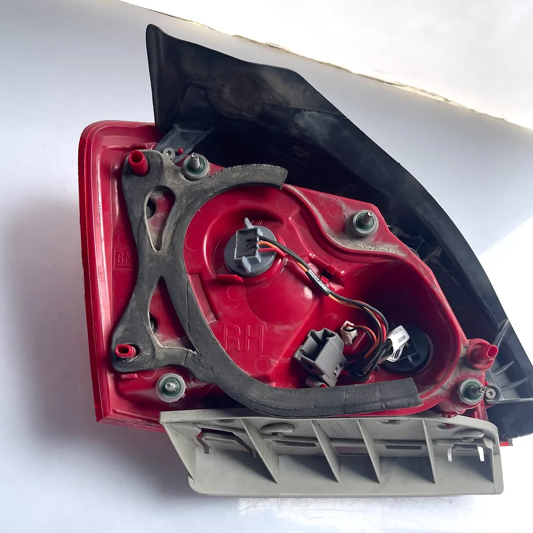 Tail Light (RH) - 2016 Chevrolet Impala