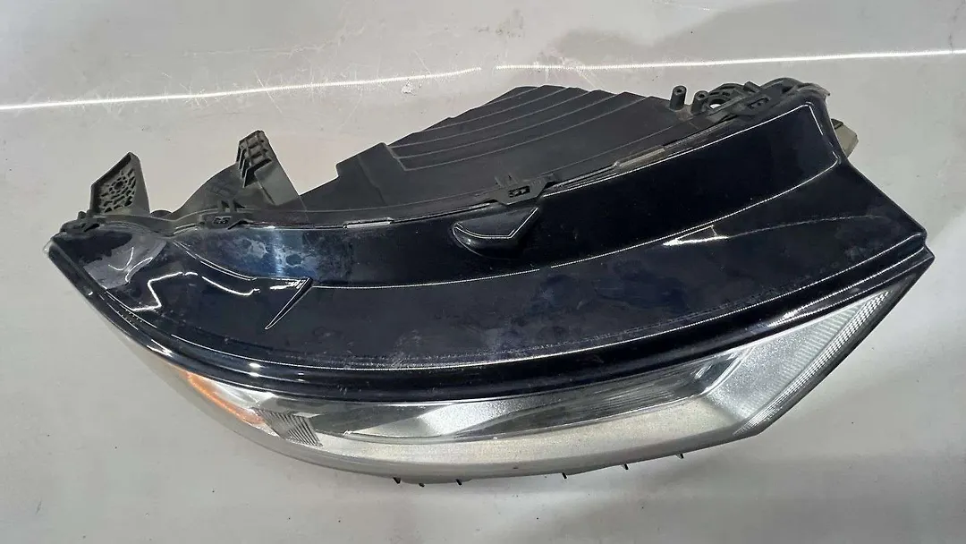 Headlight (RH) - 2017 Ford Edge