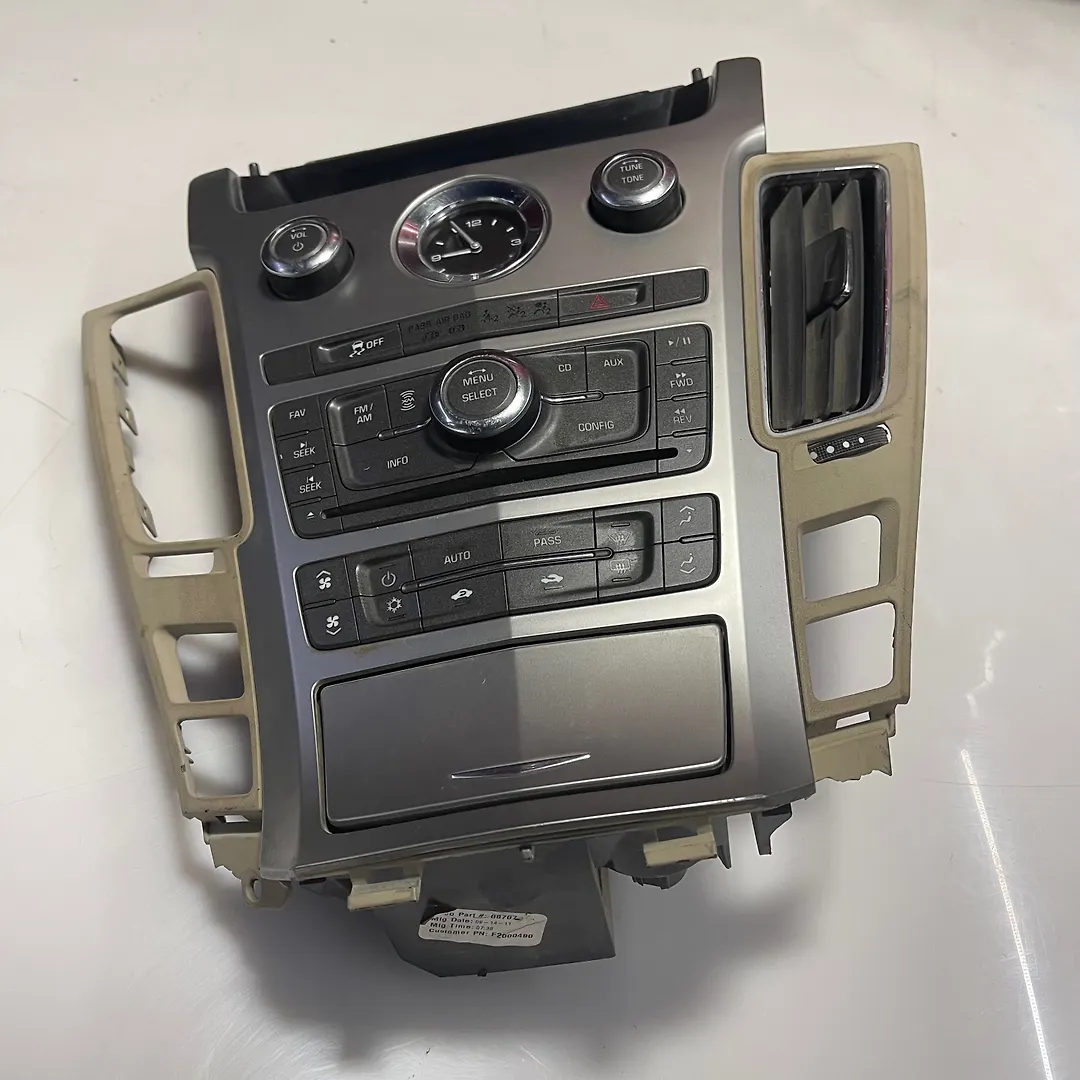 Dash panel - 2012 Cadillac CTS