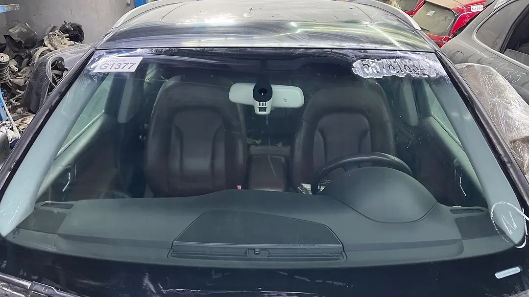 Windshield glass - 2016 Audi Q5
