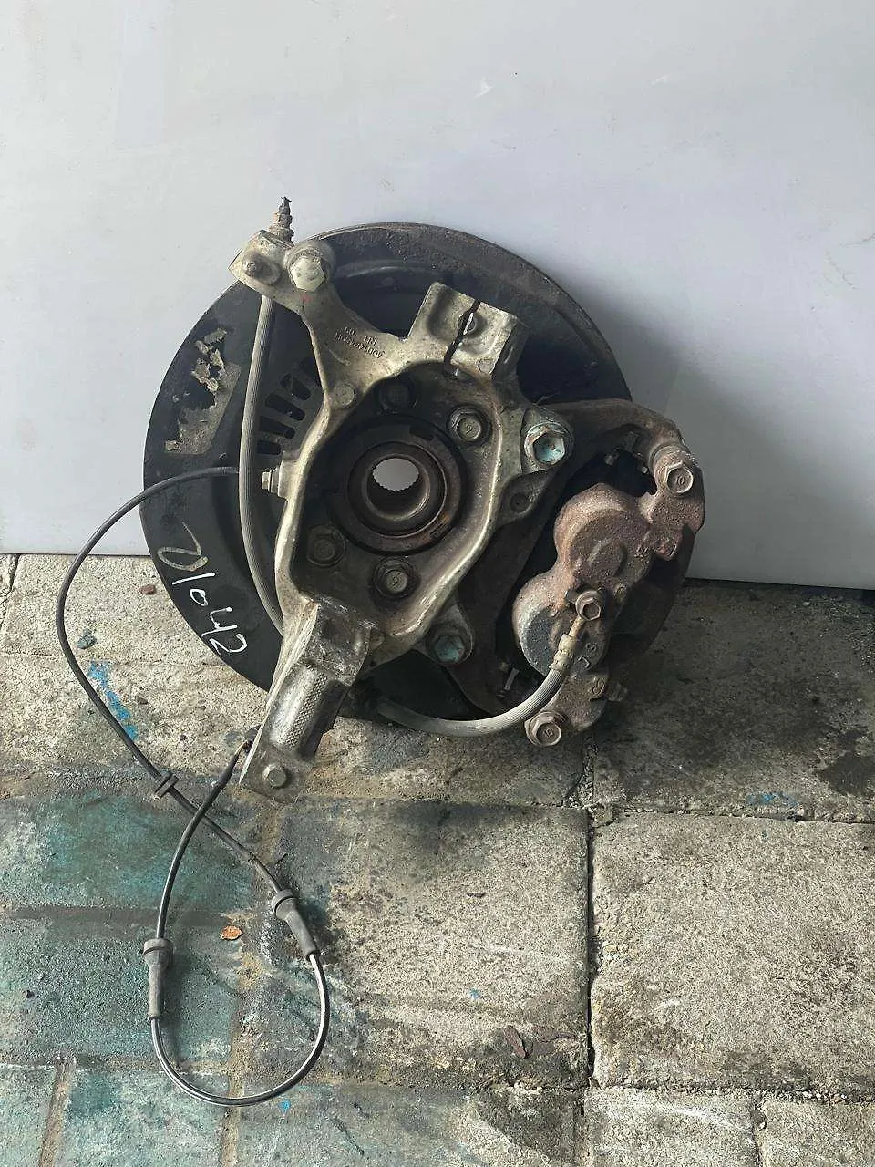 Hub - 2013 Nissan Pathfinder