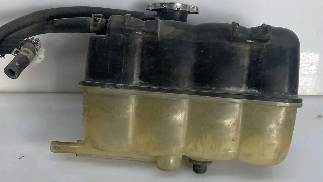 Radiator Water Bottle - 2011 Infiniti QX56