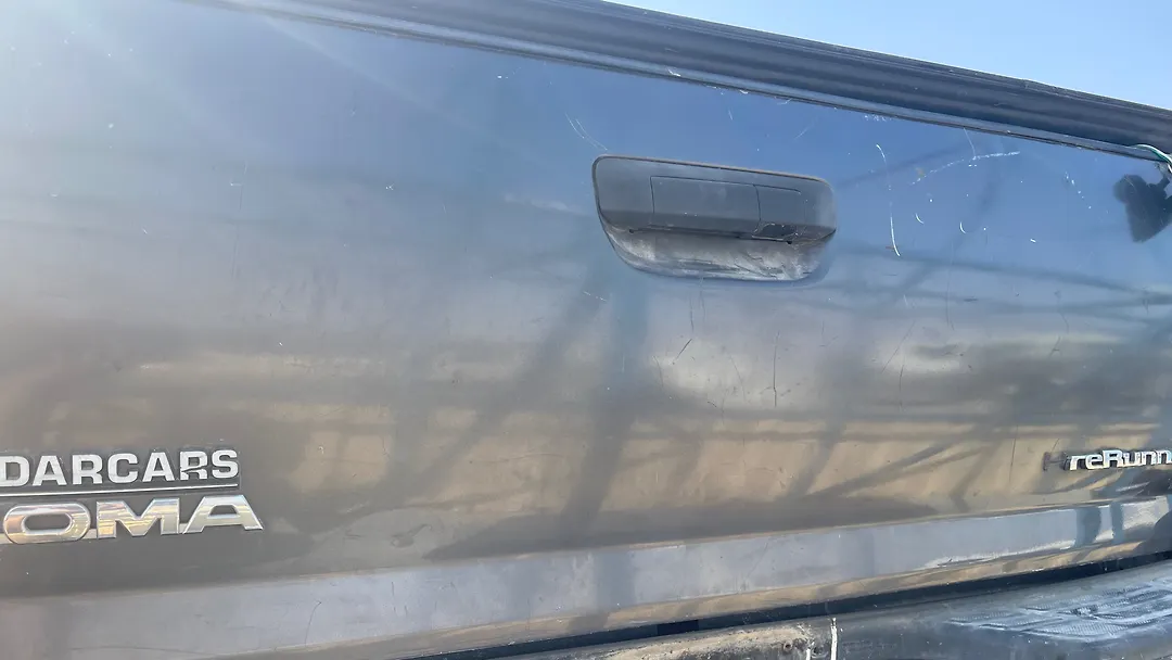 Trunk/hatch/tailgate - 2014 Toyota Tacoma Delux Grade