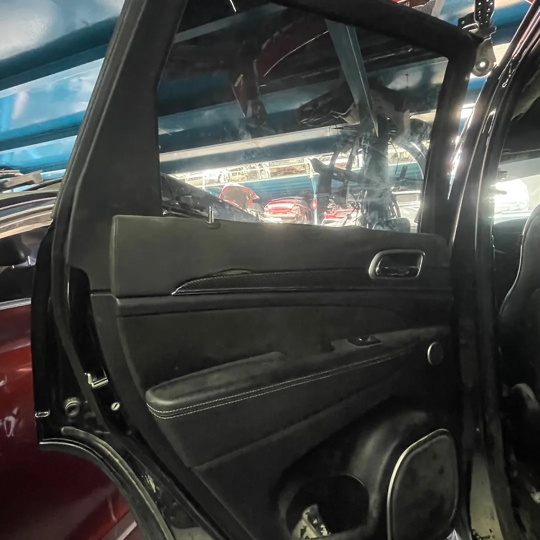 Door (LHB) - 2014 Jeep GRAND CHEROKEE