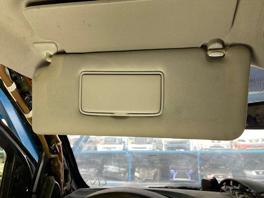 Sun visor - 2010 Nissan Armada
